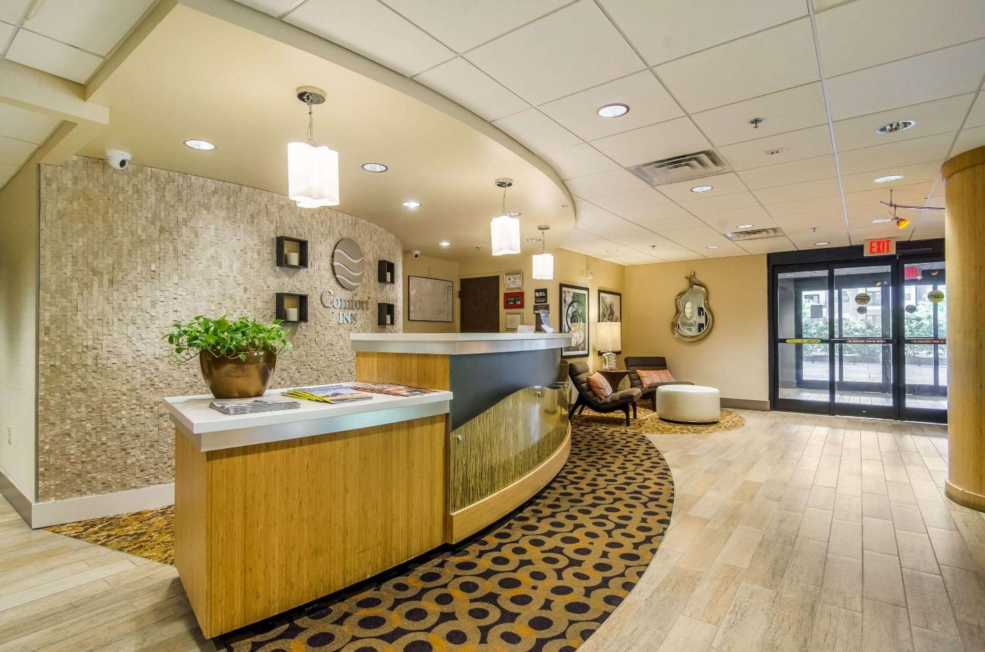 Comfort Inn Raleigh Midtown Εξωτερικό φωτογραφία
