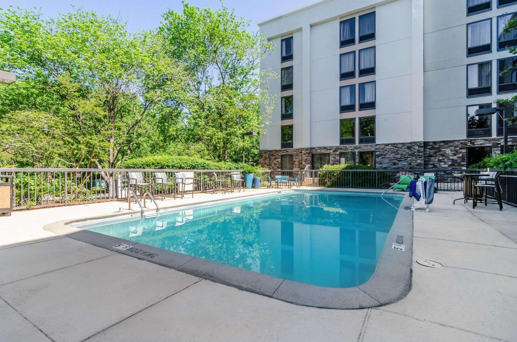 Comfort Inn Raleigh Midtown Εξωτερικό φωτογραφία