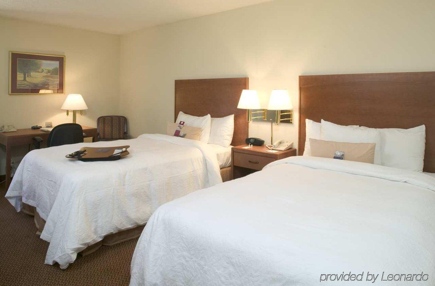 Comfort Inn Raleigh Midtown Δωμάτιο φωτογραφία