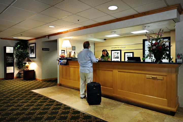 Comfort Inn Raleigh Midtown Εξωτερικό φωτογραφία